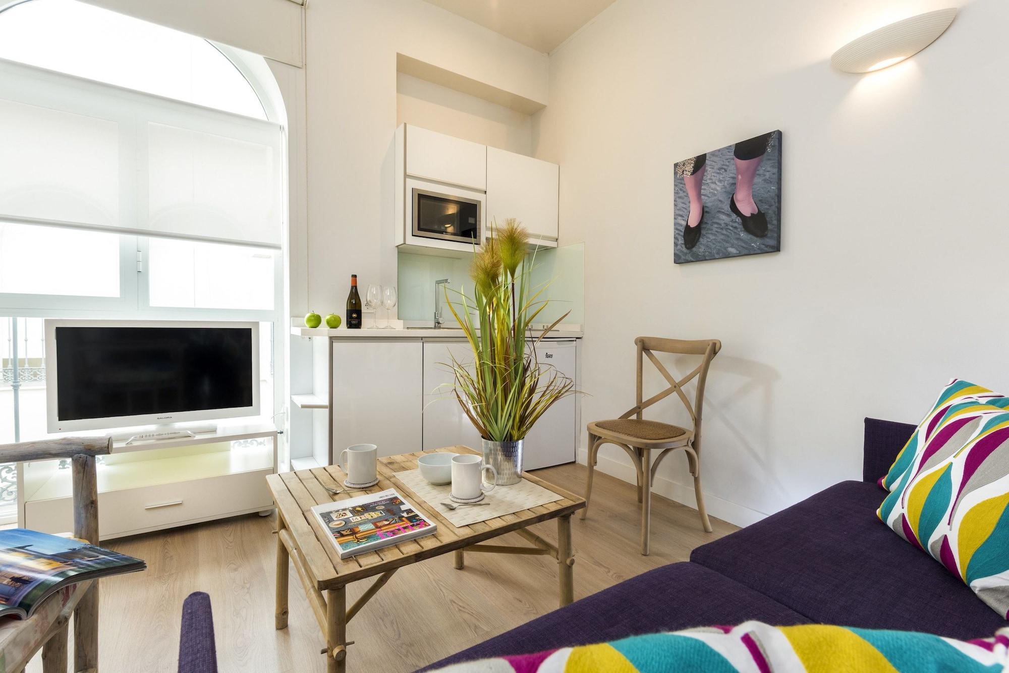 Suites Sevilla Plaza Экстерьер фото