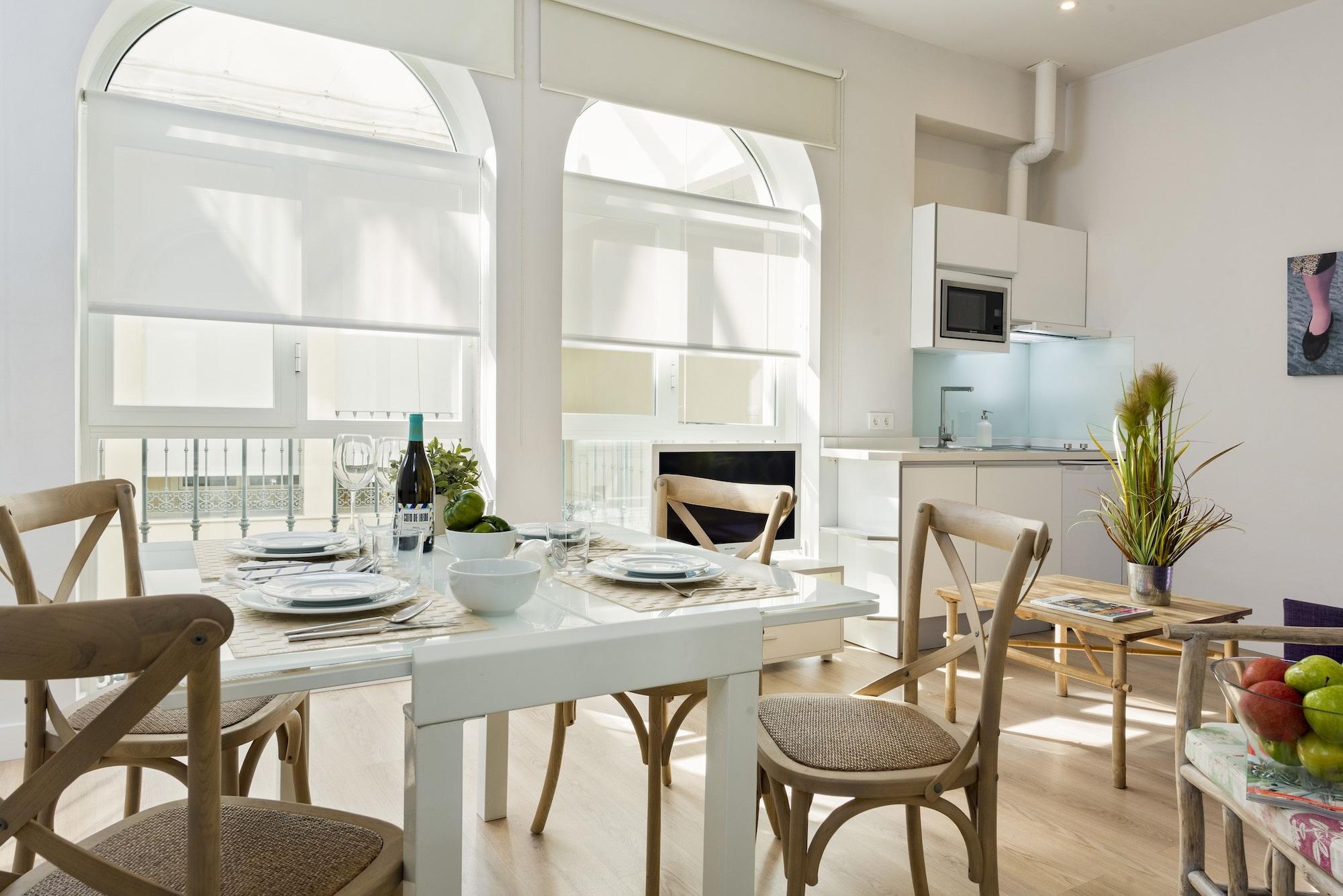 Suites Sevilla Plaza Экстерьер фото