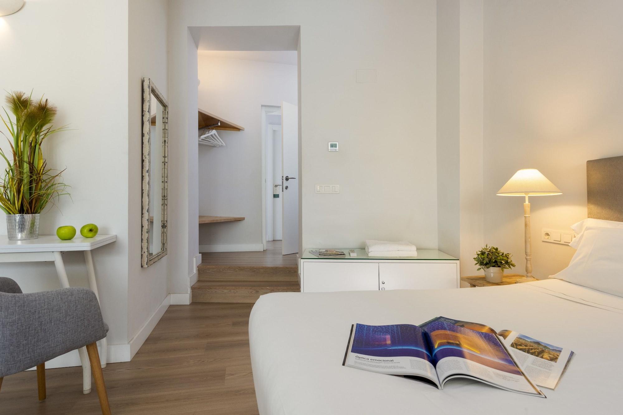 Suites Sevilla Plaza Экстерьер фото
