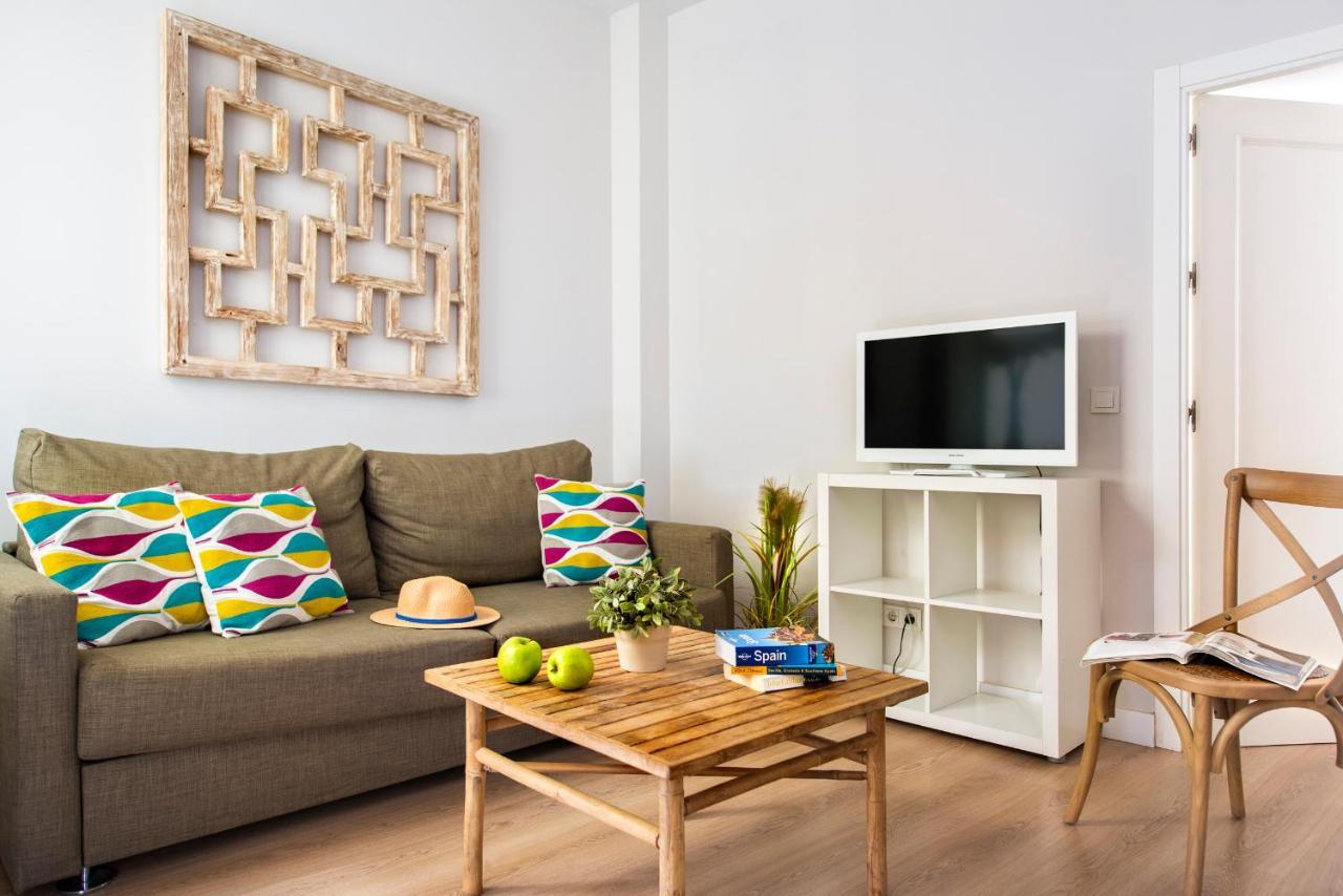 Suites Sevilla Plaza Экстерьер фото